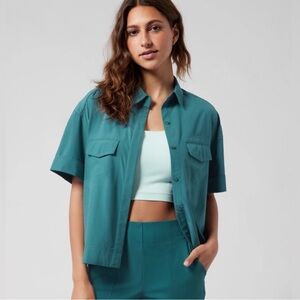Athleta Hike Packable Top In Borealis Green (Teal) Size M
